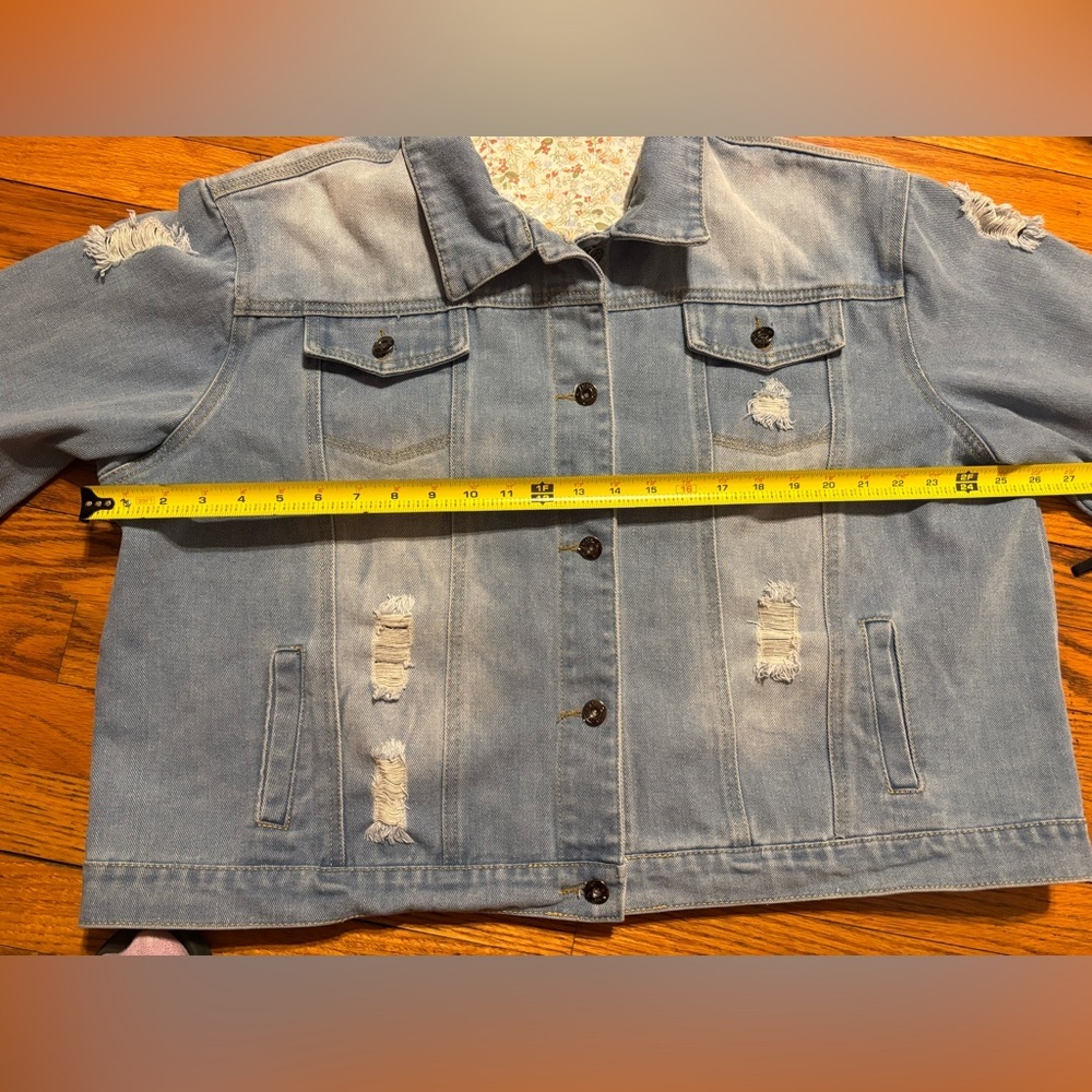 Classic Light Blue Denim Jacket - Picture 6 of 11